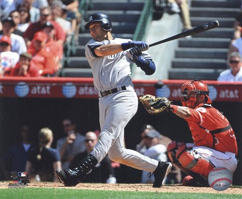 Derek Jeter 2010 Batting Action