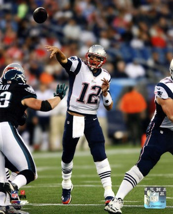 Tom Brady 2014 throwing the ball