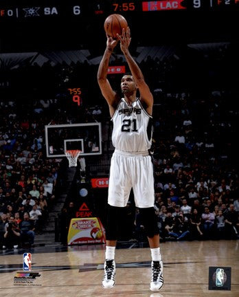 Tim Duncan 2015-16 Action